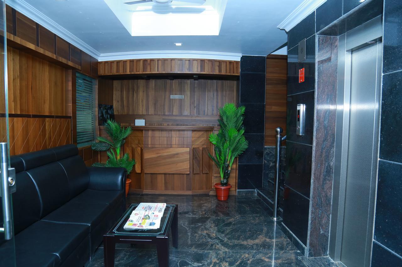 מלון מלפורם Aarya Bhavan Residency מראה חיצוני תמונה
